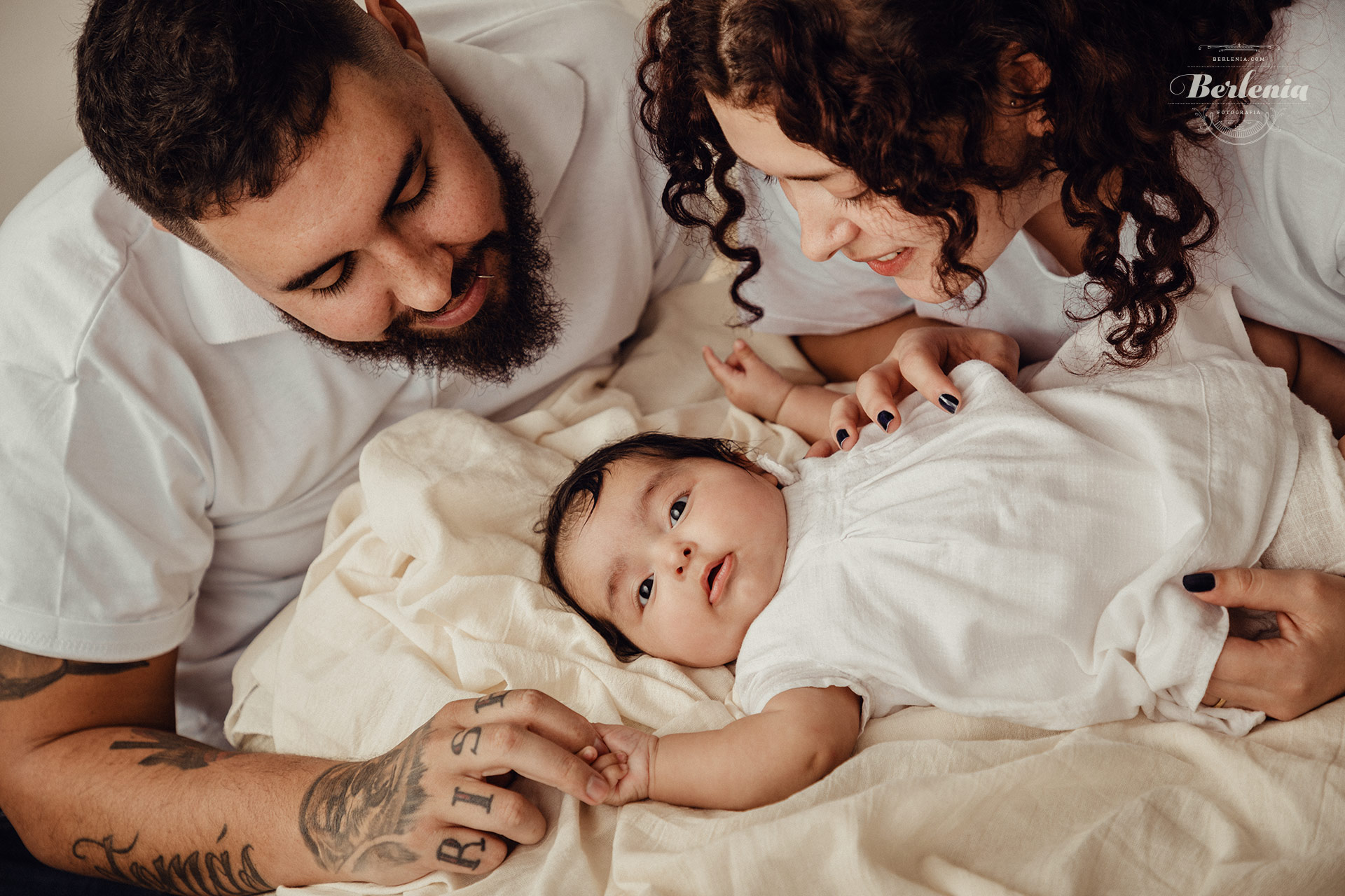 Sesión de fotografía profesional de bebé de 3 meses en estudio - Villa Urquiza, CABA, Buenos Aires, Argentina - Berlenia Fotografía - 16