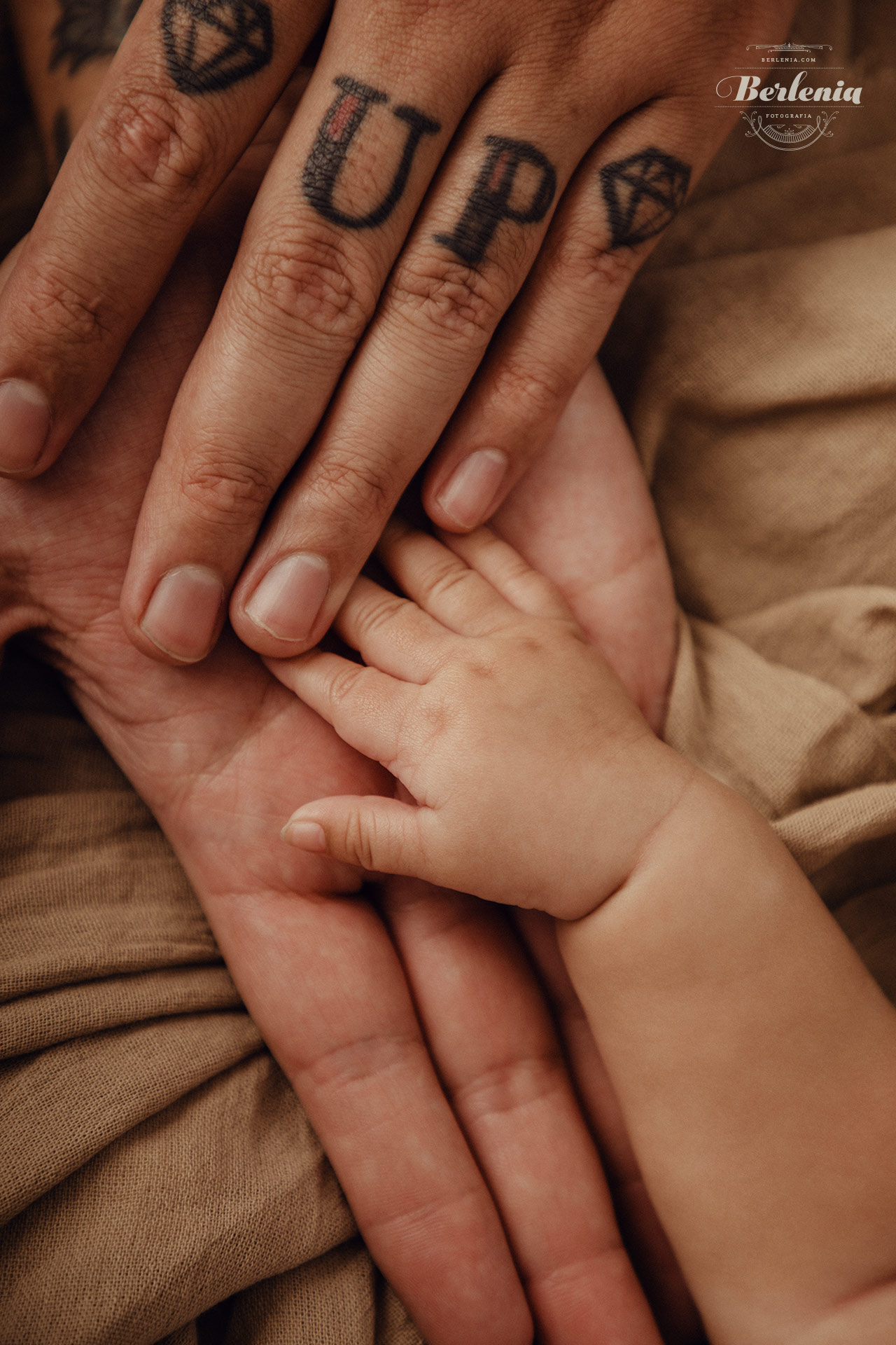 Sesión de fotografía profesional de bebé de 3 meses en estudio - Villa Urquiza, CABA, Buenos Aires, Argentina - Berlenia Fotografía - 23