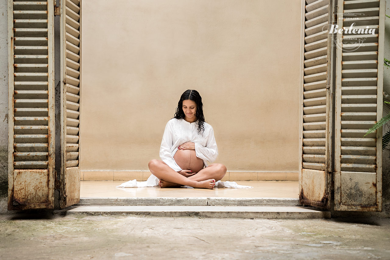 Fotografía de embarazo en domicilio en CABA - Sesión de fotos embarazada - Ciudad de Buenos Aires, Argentina - Berlenia Fotografía - 07