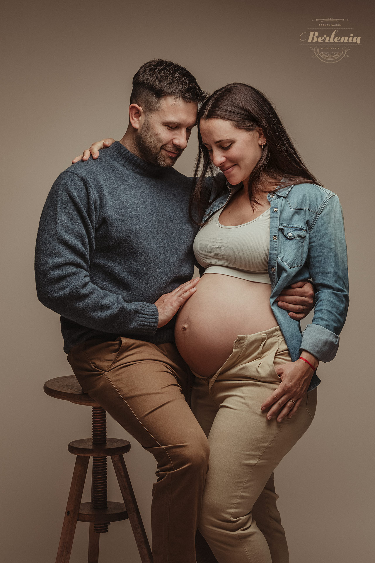 Fotografía de embarazo en pareja en CABA | Villa Urquiza, Ciudad de Buenos Aires, Argentina - Berlenia Fotografía - 12