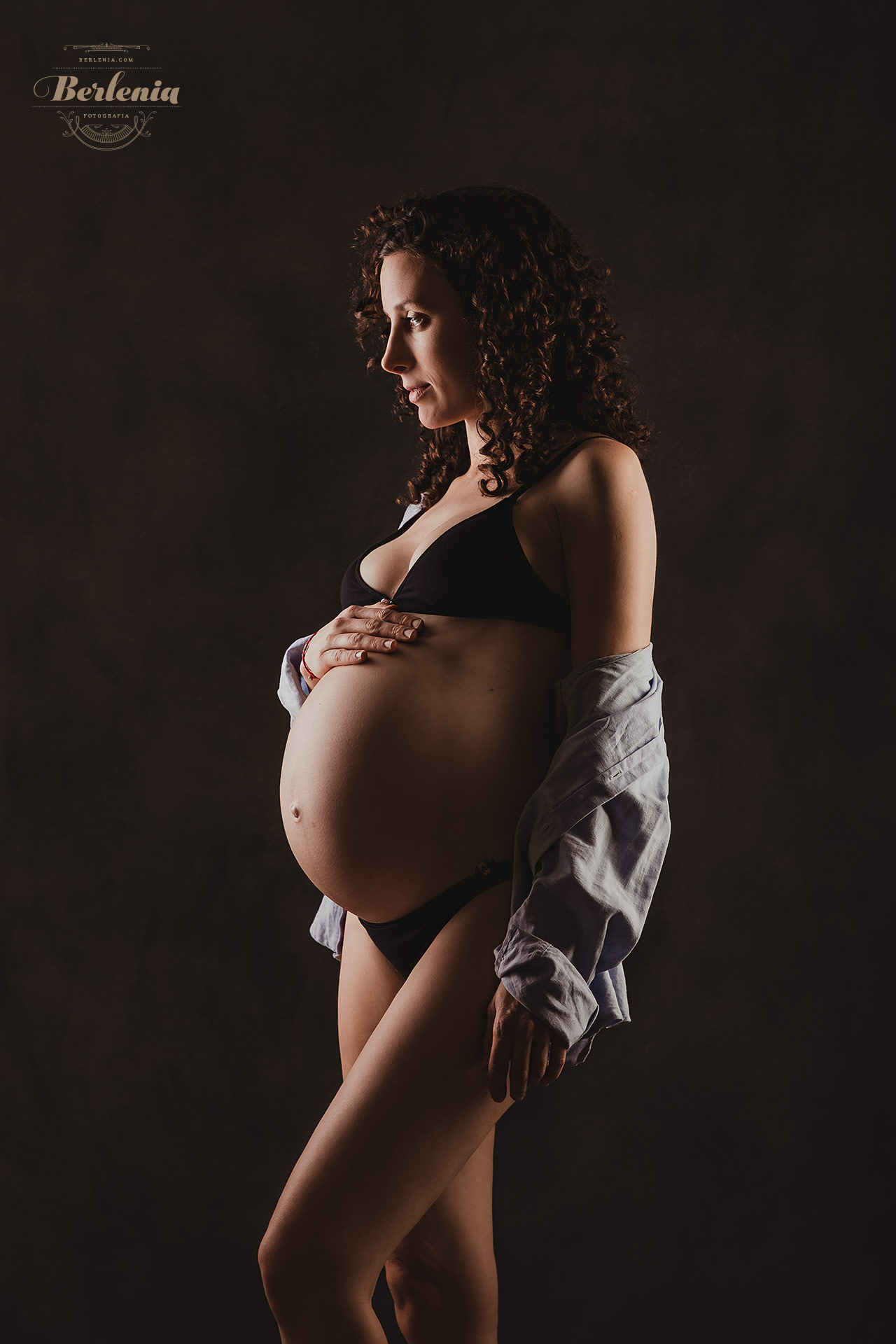 Sesión de fotos de embarazo con pareja | Villa Urquiza, CABA, Argentina | Berlenia Fotografía - 09