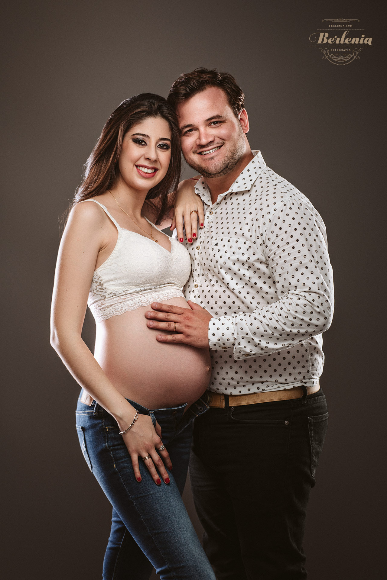Sesión de fotos de embarazada en estudio | Villa Urquiza, CABA, Argentina - Berlenia Fotografía - 18